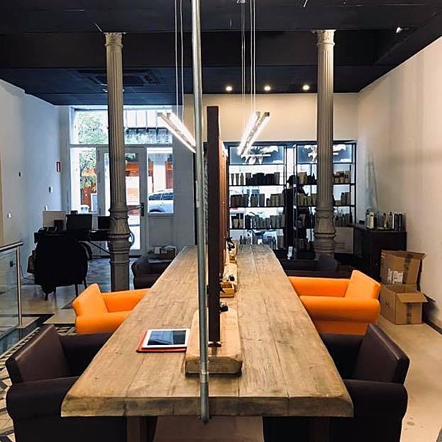 Blow Dry Bar en la C/de Pelayo 76 o la C/Juan de Mena 14