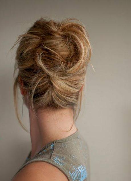 Imagen - Moño italiano para pelo liso