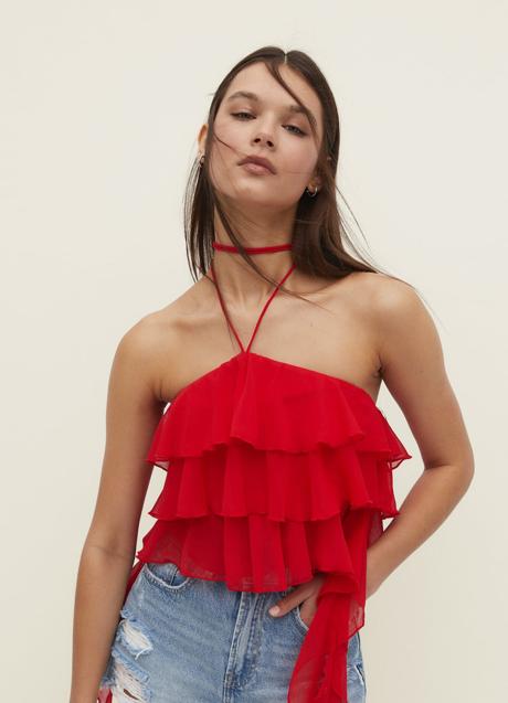 Imagen - Top rojo de Stradivarius (17,99 euros)