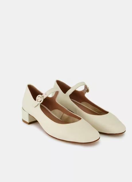 Imagen - Merceditas en color blanco de Latouche (66 euros). Foto: El Corte Inglés.