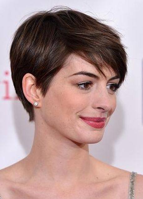 Imagen - Anne Hathaway con corte de pelo liso estilo pixie