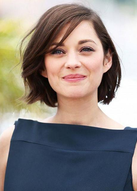 Imagen - Marion Cotillard con corte lob con flequillo para pelo liso