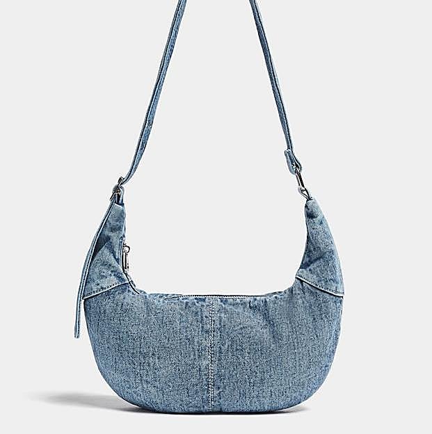 El bolso de Pull&Bear.