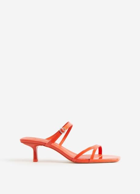 Imagen - Sandalias naranjas de H&M (24,99 euros)