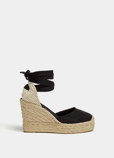 Imagen - Alpargatas negras de Pull & Bear (35,99 euros)