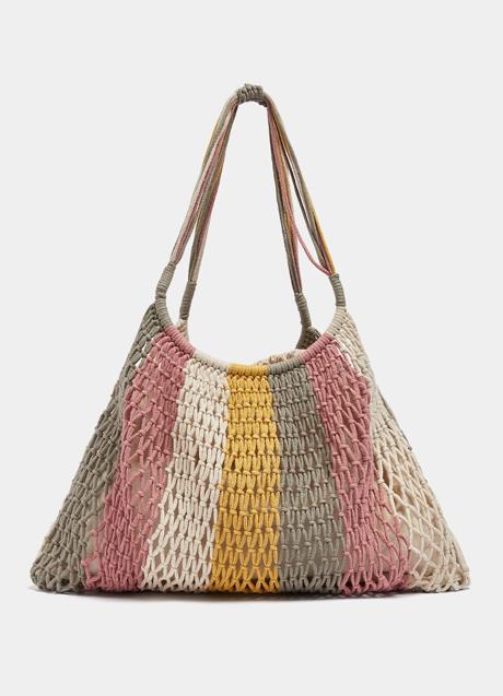 Imagen - Bolso de macramé de Pull & Bear (25,99 euros)