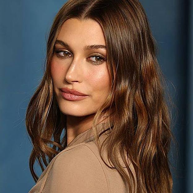 El pelo castaño chocolate es la tendencia favorita de las famosas para cambiar de look