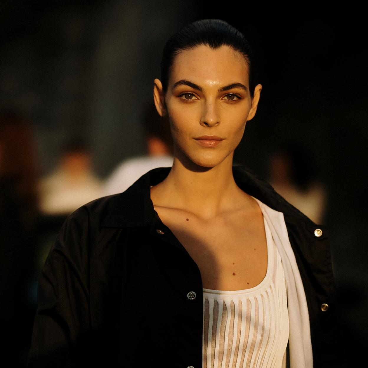 Una mujer expuesta al sol.