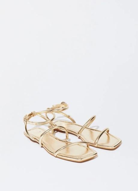 Imagen - Sandalias doradas de Parfois (25,99 euros)
