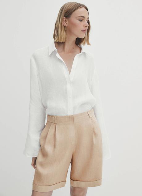 Imagen - Mini de lino de Massimo Dutti (49,99 euros)