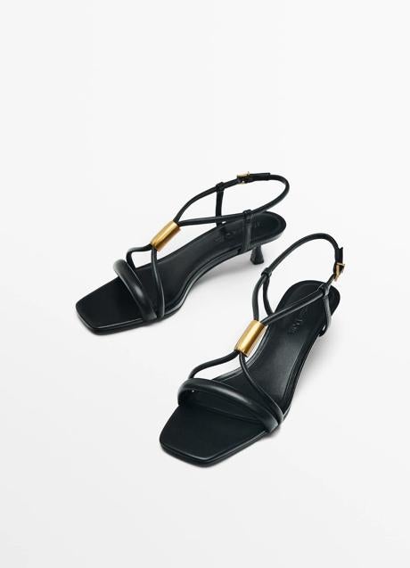 Imagen - Sandalias negras de Massimo Dutti (79,99 euros)