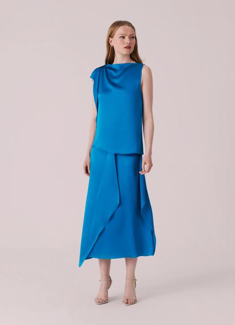 Imagen - El conjunto azul rebajado de Maksu.