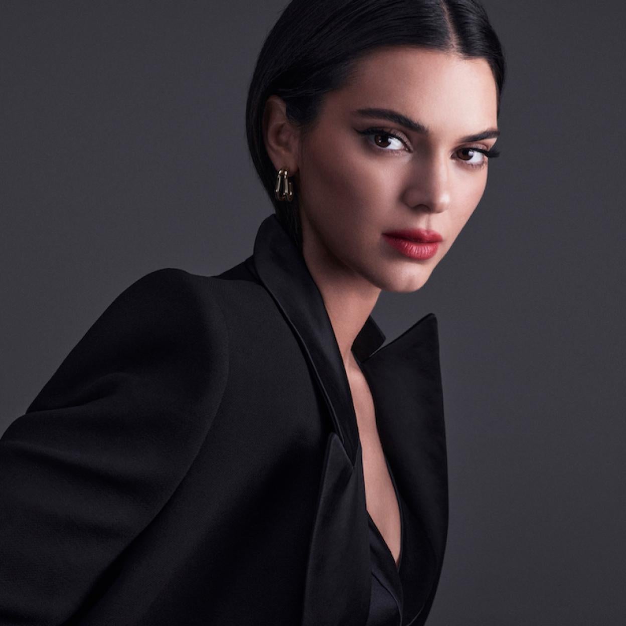 La modelo Kendall Jenner, nueva imagen de maquillaje (y portavoz) de L'Oréal Paris.