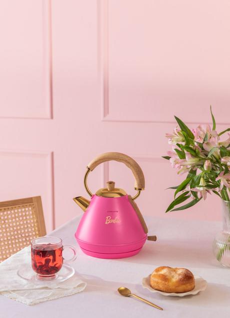 Imagen - La tetera eléctrica de Create para Barbie. / D.R