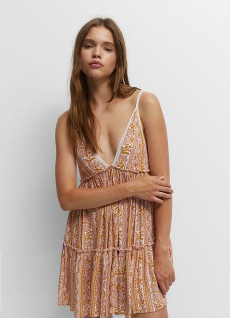 Imagen - Vestido corto de Pull & Bear (25,99 euros)
