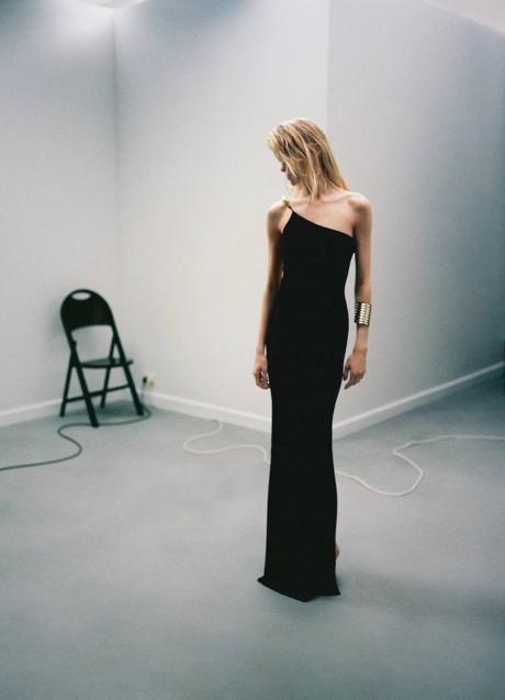 Imagen - Vestido asimétrico largo en color negro