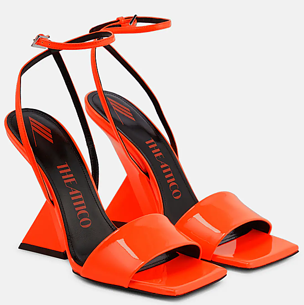 Las sandalias de The Attico.