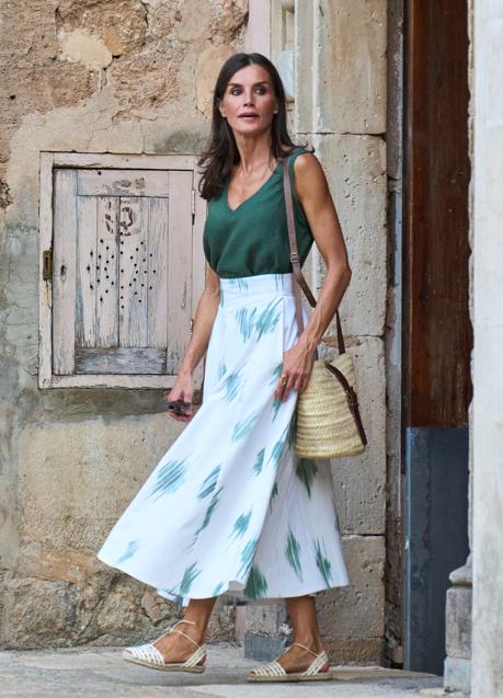 Imagen - Letizia con alpargatas planas. / LIMITED PICTURES