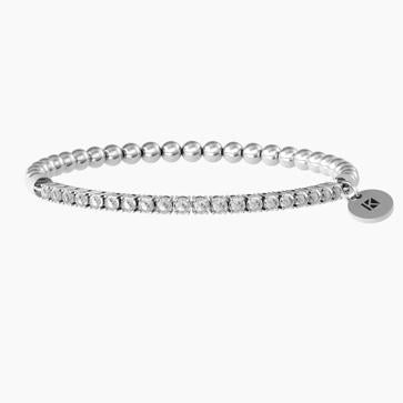 Imagen secundaria 1 - El bolso de Yliana Yepez, la pulsera de Kidult y las sandalias de Micuir.