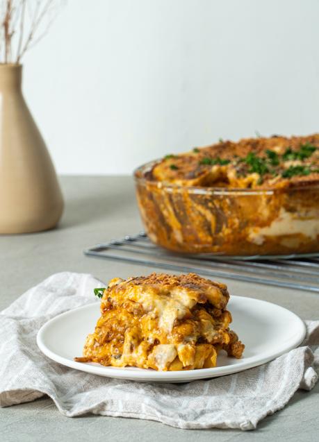 Imagen - Para que una lasaña de carne sea perfecta es importante tener en cuenta la calidad de la carne y del tomate. / Stefan Tan - UNSPLASH