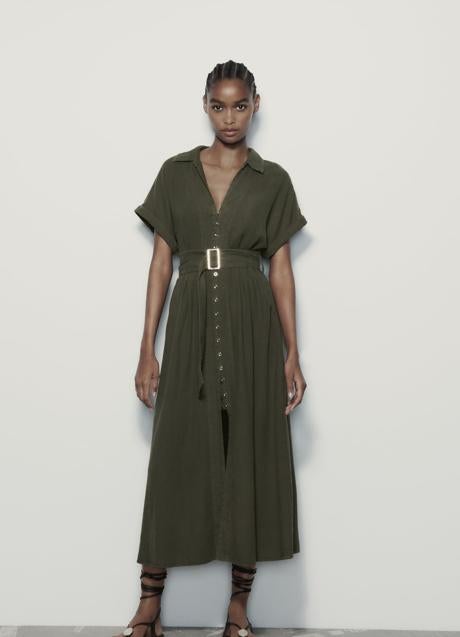 Imagen - Vestido camisero con cinturón en verde de Zara. Foto: Zara.