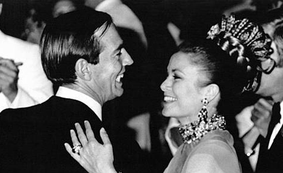 Grace Kelly, en una Gala de la Cruz Roja en los años 60.