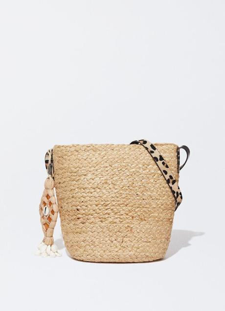 Imagen - Bolso de rafia de Parfois (23,99 euros)
