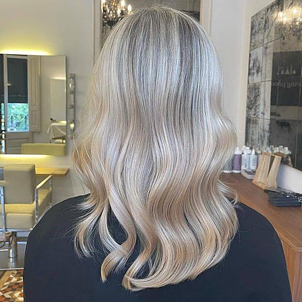 Resultado de aplicación de mechas en The Comb