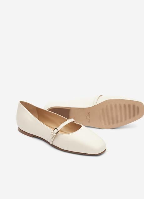 Imagen - Bailarinas en color crema de Lotusse. Foto: Lottusse.