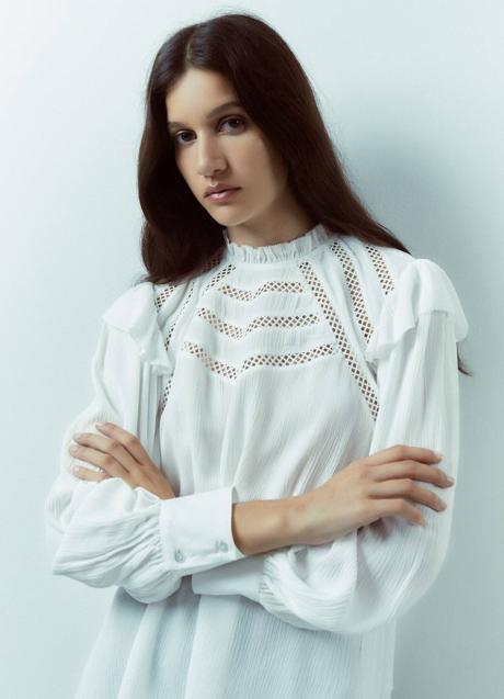 Imagen - Camisa blanca con entredós