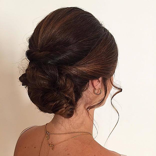 Moño con tupe y volumen