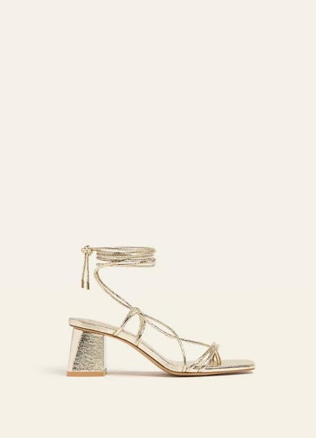 Imagen - Sandalias doradas de tacón