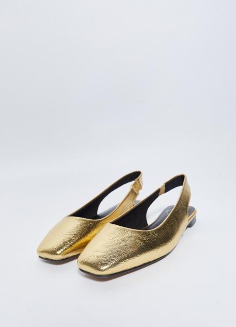 Imagen - Zapatos dorados de Sfera (19,99 euros)