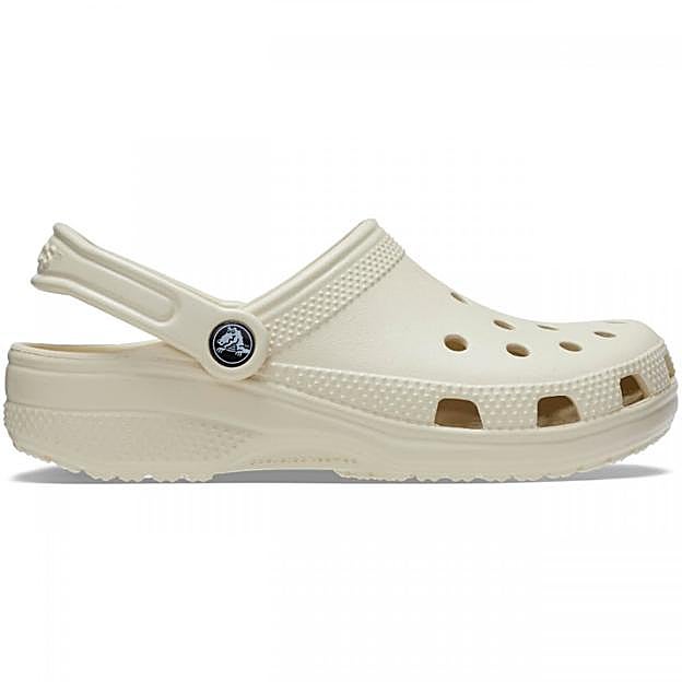 Los zuecos de Crocs.
