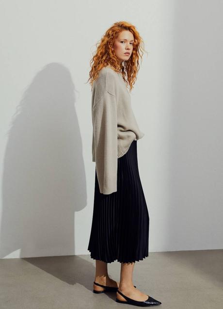 Imagen - Falda color negro en tejido plisado