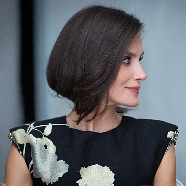 La reina Letizia con un falso bob.