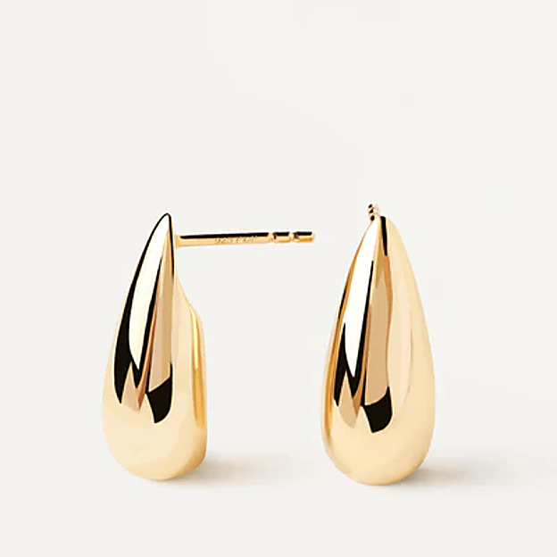 Imagen principal - Los pendoentes dorados tendencia de PdPaola, Singularu y Lonbali.