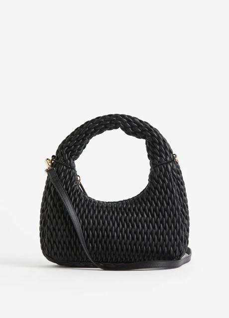 Imagen - Bolso negro de H&M (29,99 euros)