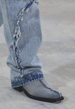 Imagen secundaria 2 - Imagen de la semana de la moda de Copenhague y detalles del desfile de Y/Project. 