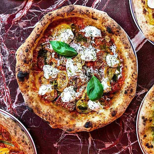 Pizzas en Madrid: los restaurantes perfectos para disfrutar del plato más conocido de la gastronomía italiana que gusta a todo el mundo