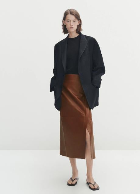 Imagen - Falda de piel de Massimo Dutti (199 euros)