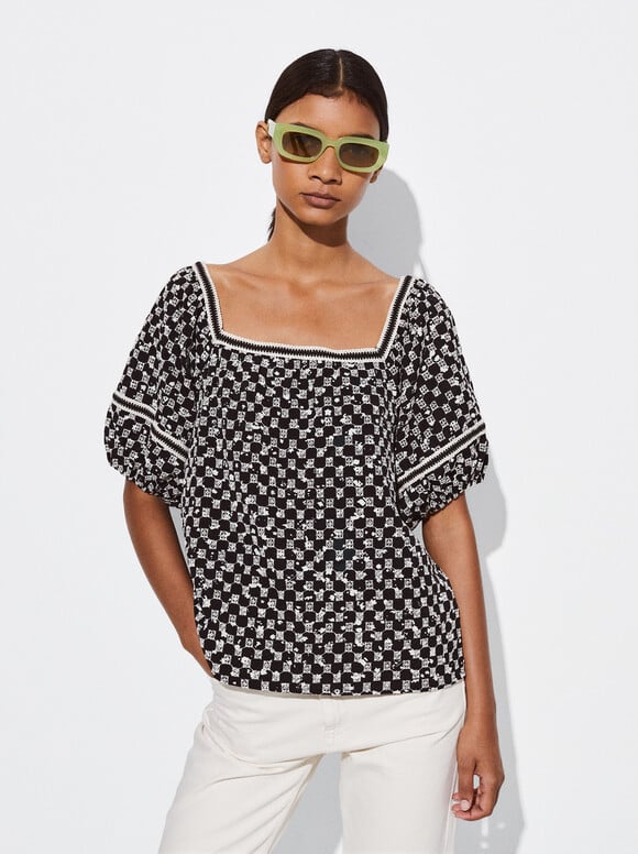 Imagen - Blusa en blanco y negro de Parfois (27,99 euros)