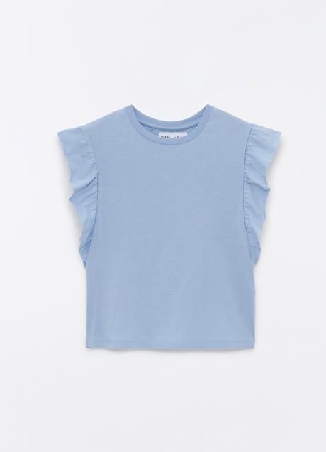 Imagen - Camiseta de color azul pastel con manga levantada de Lefties, 4,99 euros.