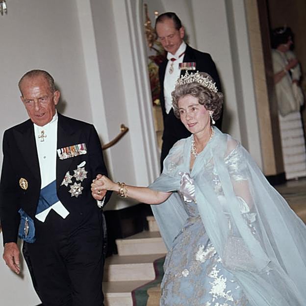 La reina Federica de Grecia junto al rey Pablo, del que estuvo tremendamente enamorada hasta su fallecimiento. 