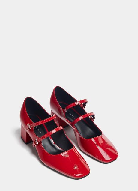 Imagen - Zapatos rojos de Pull & Bear (29,99 euros)