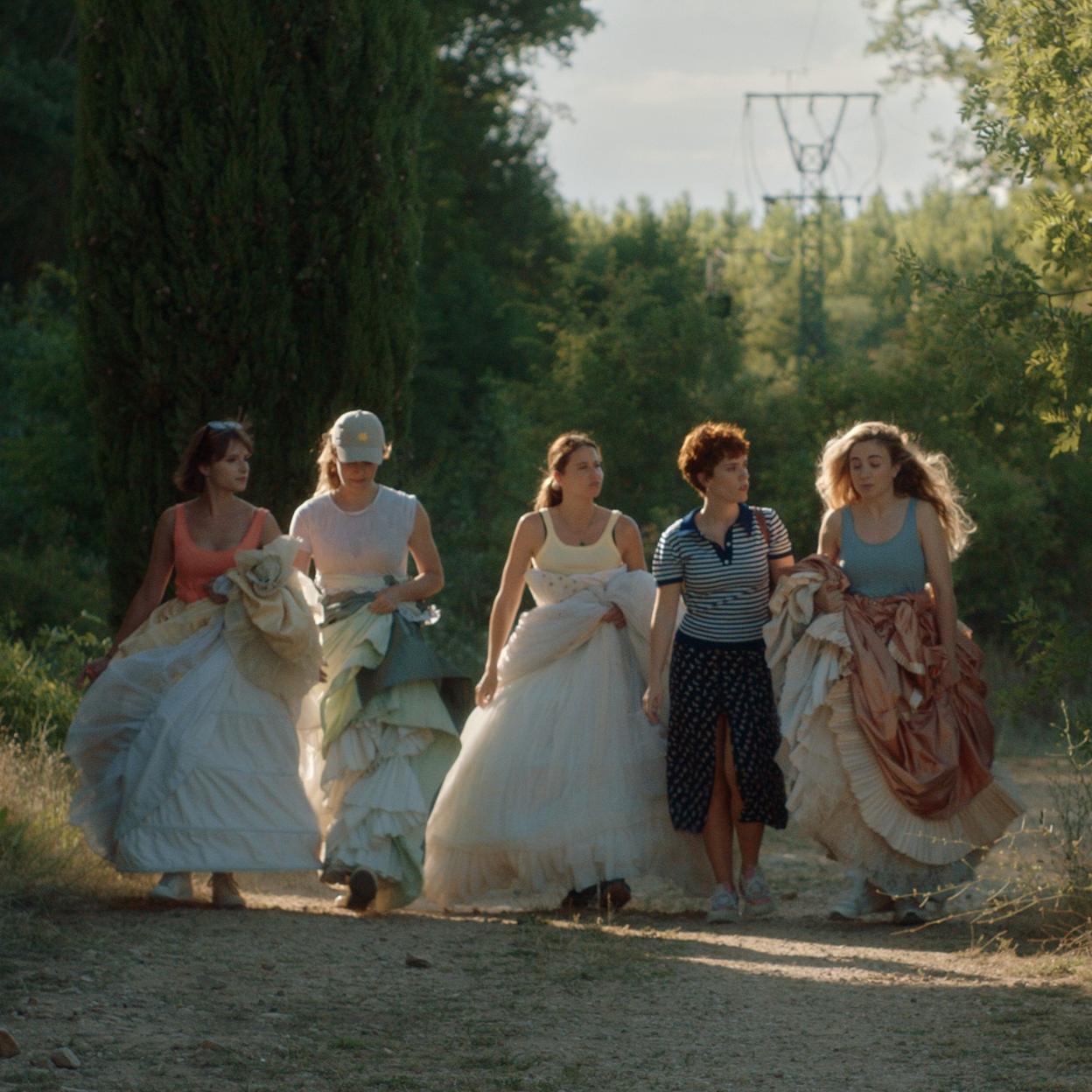 Fotograma de la película 'Las chicas están bien', de Itsaso Arana