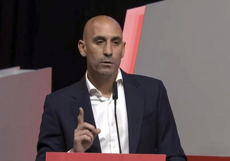 Luis Rubiales no ha presentado su dimisión y sigue al frente de la Federación Española de Fútbol. 
