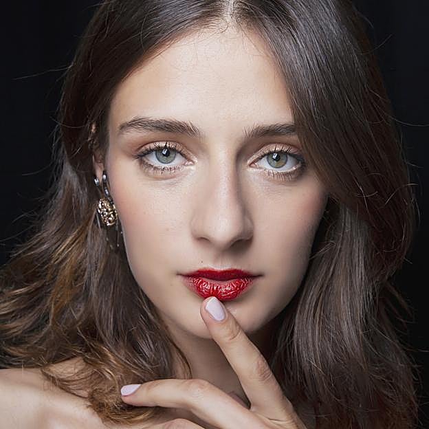 Cinco labiales rojos para comenzar la vuelta a la rutina con mucho color