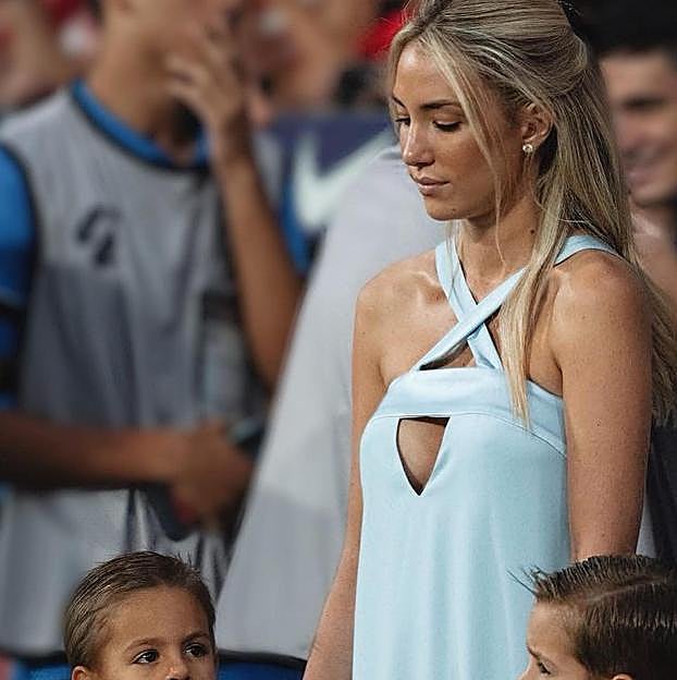 Imagen principal - Así queda el vestido.