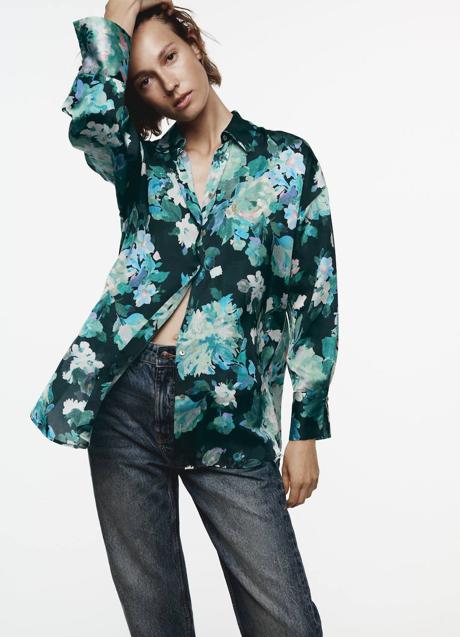 Imagen - Camisa de flores en tonos oscuros